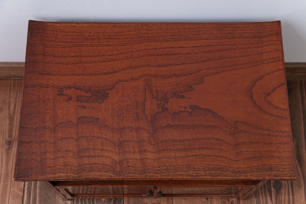 アンティーク家具　古民具・骨董　総欅材!上質な作り込みの高級収納棚