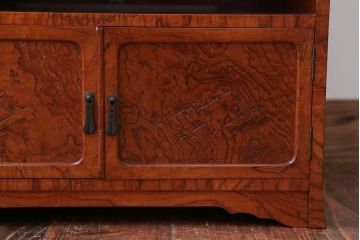 アンティーク家具　古民具・骨董　総欅材!上質な作り込みの高級収納棚