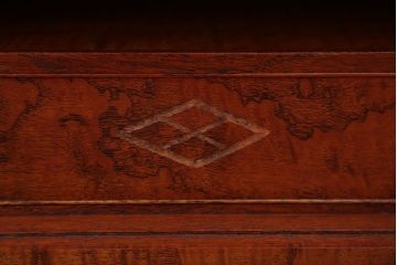 アンティーク家具　古民具・骨董　総欅材!上質な作り込みの高級収納棚