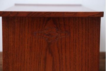 アンティーク家具　古民具・骨董　総欅材!上質な作り込みの高級収納棚