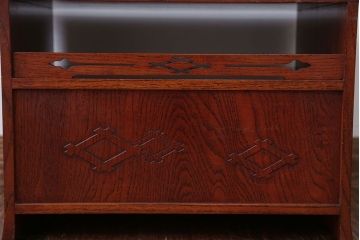 アンティーク家具　古民具・骨董　総欅材!上質な作り込みの高級収納棚