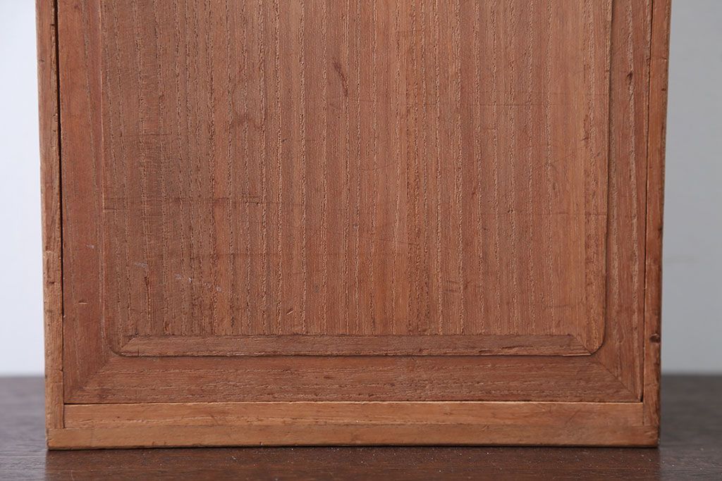 アンティーク家具　古民具・骨董　上手物!扉付きの高級な小引き出し