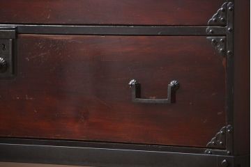 アンティーク家具　古民具・骨董　鉄脚付きアンティーク時代箪笥ローボード