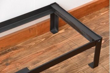 アンティーク家具　古民具・骨董　鉄脚付きアンティーク時代箪笥ローボード