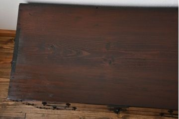 アンティーク家具　古民具・骨董　金具が立派なアンティーク時代箪笥ローボード