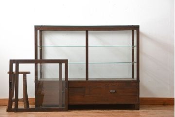 レトロ家具　昭和レトロ　古いナラ材の引き出し付きガラスケース