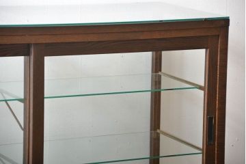 レトロ家具　昭和レトロ　古いナラ材の引き出し付きガラスケース