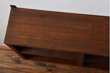 アンティーク家具　アンティーク　シンプルでナチュラルなマス目壁掛け飾り棚(1)