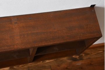 アンティーク家具　アンティーク　シンプルでナチュラルなマス目壁掛け飾り棚(1)