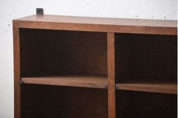 アンティーク家具　アンティーク　シンプルでナチュラルなマス目壁掛け飾り棚(1)