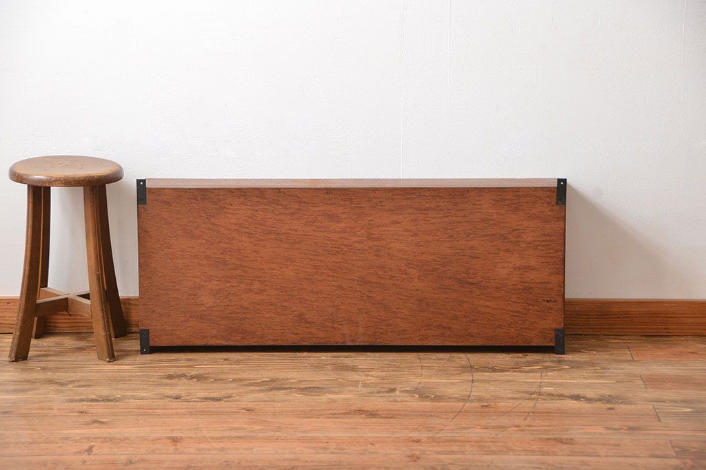 アンティーク家具　アンティーク　シンプルでナチュラルなマス目壁掛け飾り棚(1)