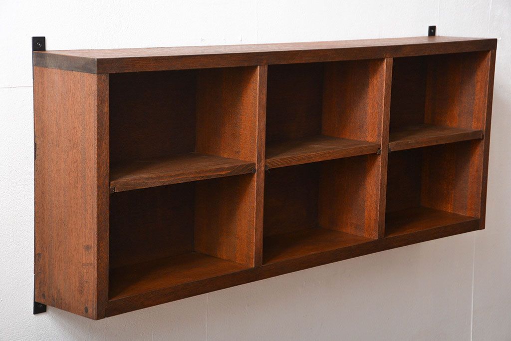 アンティーク家具　アンティーク　シンプルでナチュラルなマス目壁掛け飾り棚(2)