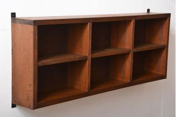 アンティーク家具　アンティーク　シンプルでナチュラルなマス目壁掛け飾り棚(2)