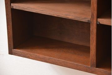 アンティーク家具　アンティーク　シンプルでナチュラルなマス目壁掛け飾り棚(2)