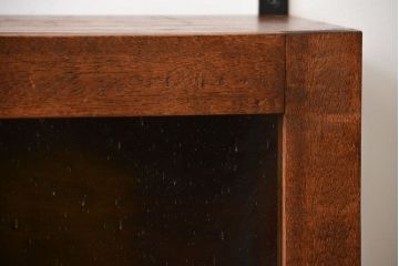 アンティーク家具　アンティーク　気泡ガラス入り!古い木製のお洒落な壁掛けキャビネット