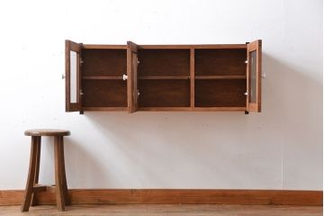 アンティーク家具　アンティーク　古い木製のお洒落な壁掛け戸棚(2)