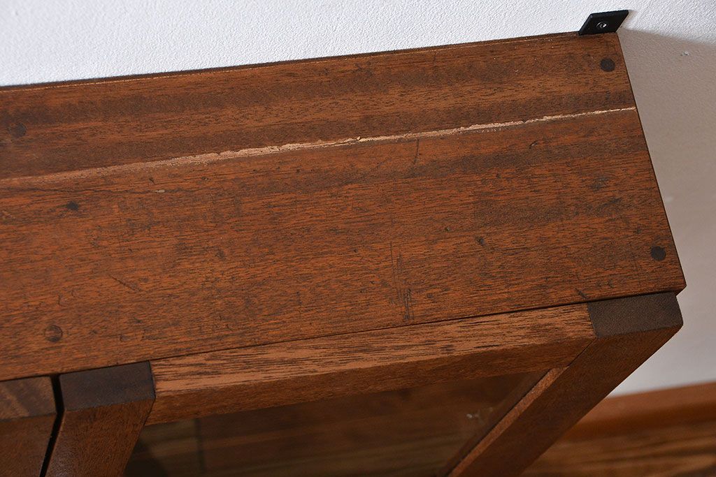 アンティーク家具　アンティーク　古い木製のお洒落な壁掛け戸棚(2)