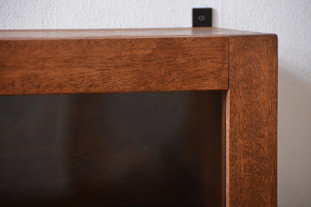 アンティーク家具　アンティーク　古い木製のお洒落な壁掛け戸棚(2)