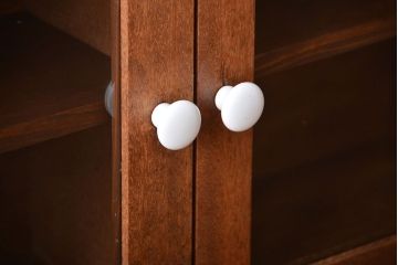 アンティーク家具　アンティーク　古い木製のお洒落な壁掛け戸棚(2)