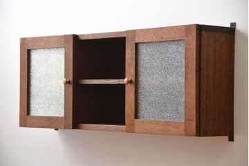 アンティーク家具　アンティーク　プレスガラス入り!古い木製のお洒落な壁掛けキャビネット