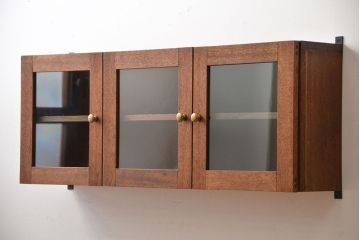 アンティーク家具　アンティーク　古い木製のお洒落な壁掛け戸棚(1)