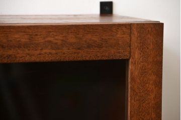 アンティーク家具　アンティーク　古い木製のお洒落な壁掛け戸棚(1)