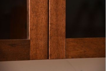 アンティーク家具　アンティーク　古い木製のお洒落な壁掛け戸棚(1)