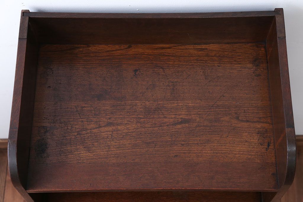 レトロ家具　和製アンティーク　古いナラ材のレトロな本棚