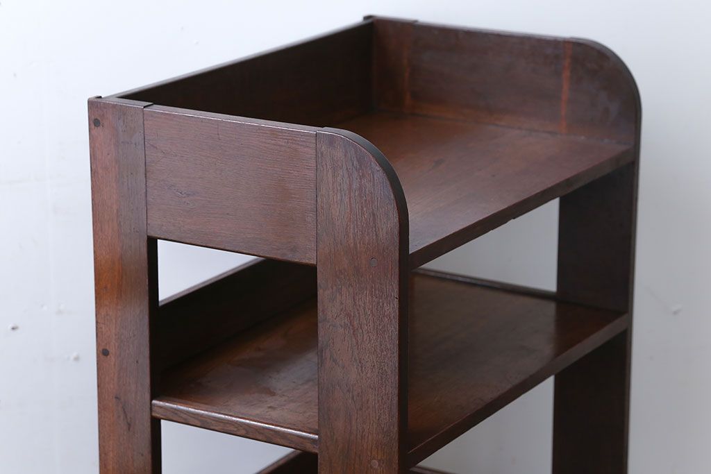 レトロ家具　和製アンティーク　古いナラ材のレトロな本棚