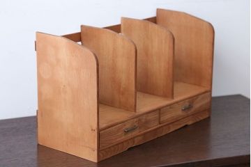 レトロ家具　昭和レトロ　古い木の小さな引き出し付き本立て