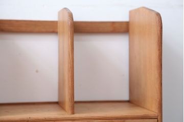 レトロ家具　昭和レトロ　古い木の小さな引き出し付き本立て