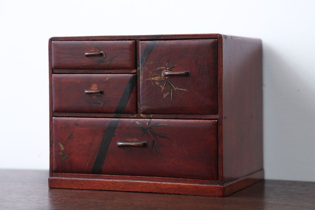 アンティーク家具　和製アンティーク　古い木の和風な小引き出し