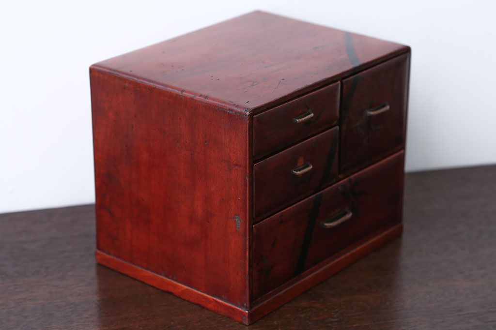 アンティーク家具　和製アンティーク　古い木の和風な小引き出し