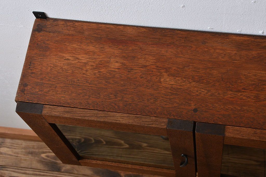 アンティーク家具　アンティーク　古い木製のお洒落な壁掛け戸棚(3)