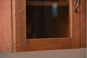 アンティーク家具　アンティーク　古い木製のお洒落な壁掛け戸棚(3)