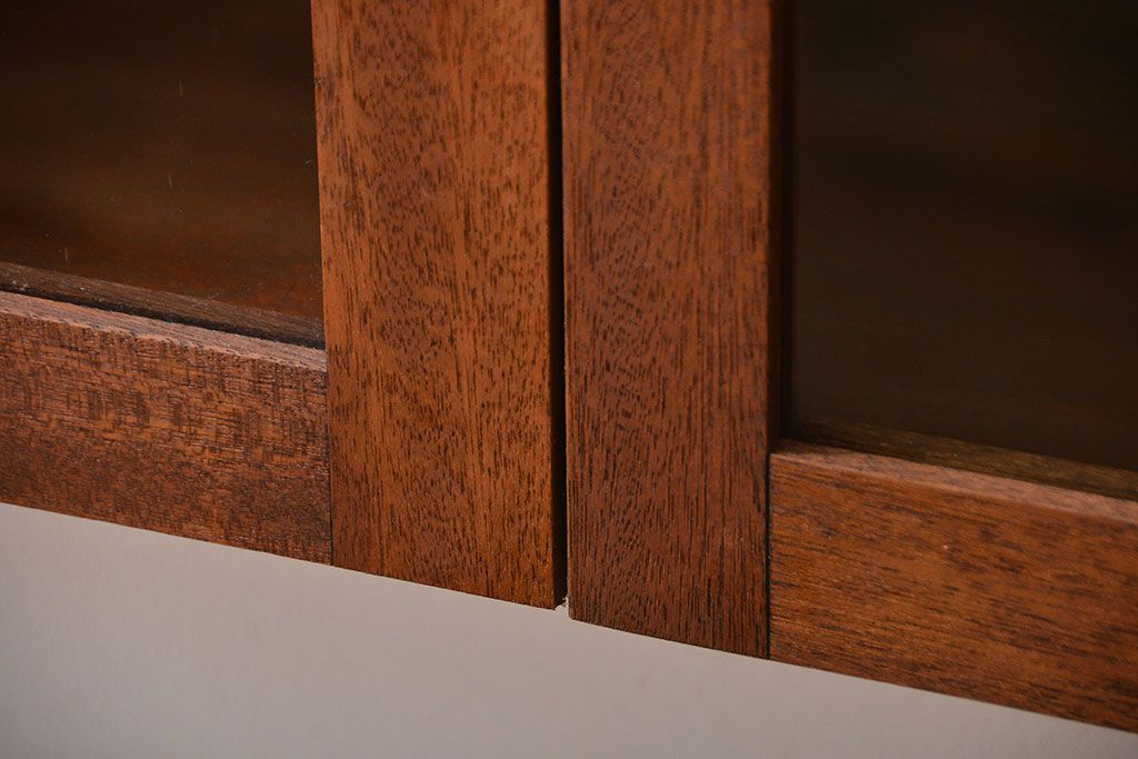 アンティーク家具　アンティーク　古い木製のお洒落な壁掛け戸棚(3)