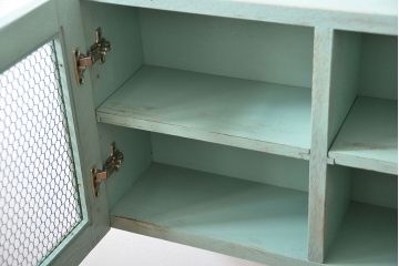 アンティーク家具　アンティークペイント　金網仕上げ扉のお洒落な壁掛けキャビネット