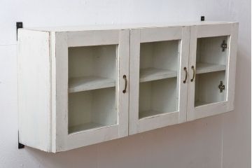 アンティーク家具　アンティークペイント　気泡ガラス入り!お洒落な壁掛け戸棚