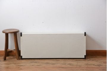 アンティーク家具　アンティークペイント　気泡ガラス入り!お洒落な壁掛け戸棚