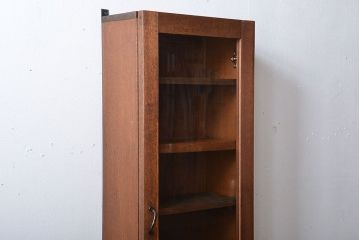 アンティーク家具　アンティーク　古い木製のお洒落な縦型壁掛け戸棚(2)