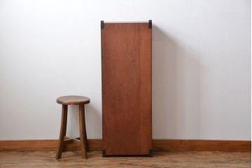 アンティーク家具　アンティーク　古い木製のお洒落な縦型壁掛け戸棚(2)