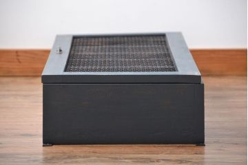 アンティーク家具　アンティークペイント　古い木製のお洒落な縦型壁掛け戸棚