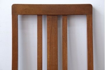 レトロ家具　昭和レトロ　ナチュラルな古い木製のアンティークチェア