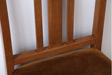 レトロ家具　昭和レトロ　ナチュラルな古い木製のアンティークチェア