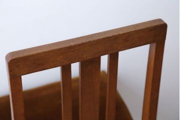 レトロ家具　昭和レトロ　ナチュラルな古い木製のアンティークチェア