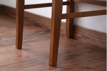 レトロ家具　昭和レトロ　ナチュラルな古い木製のアンティークチェア