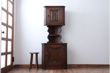 中古　美品!永田良介商店製の優美で高級なコーナーキャビネット(定価約42万円)