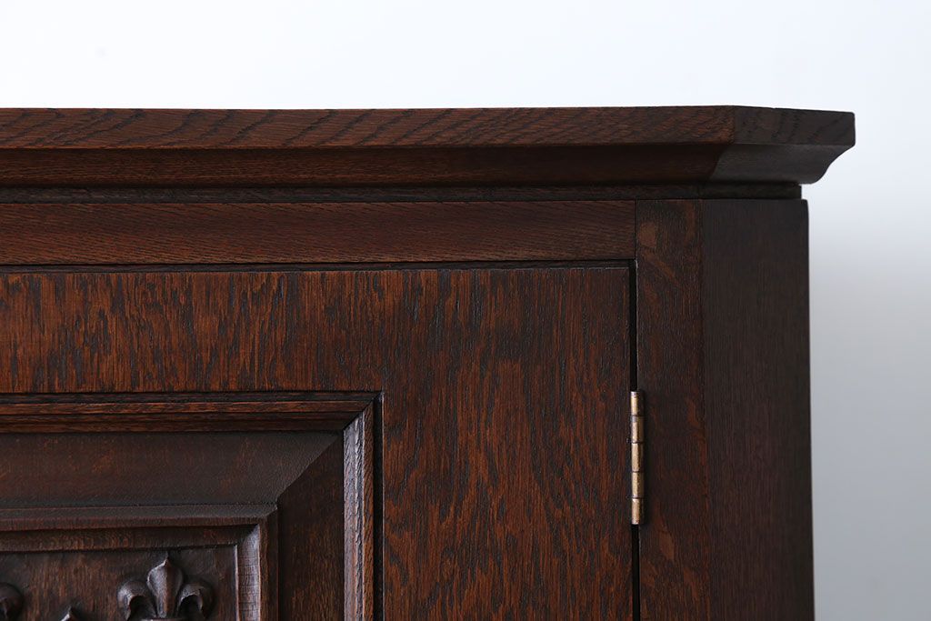 中古　美品!永田良介商店製の優美で高級なコーナーキャビネット(定価約42万円)