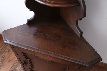 中古　美品!永田良介商店製の優美で高級なコーナーキャビネット(定価約42万円)