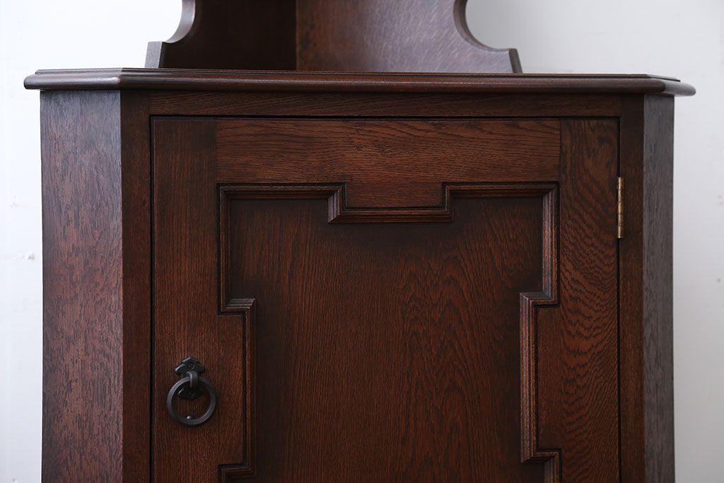 中古　美品!永田良介商店製の優美で高級なコーナーキャビネット(定価約42万円)